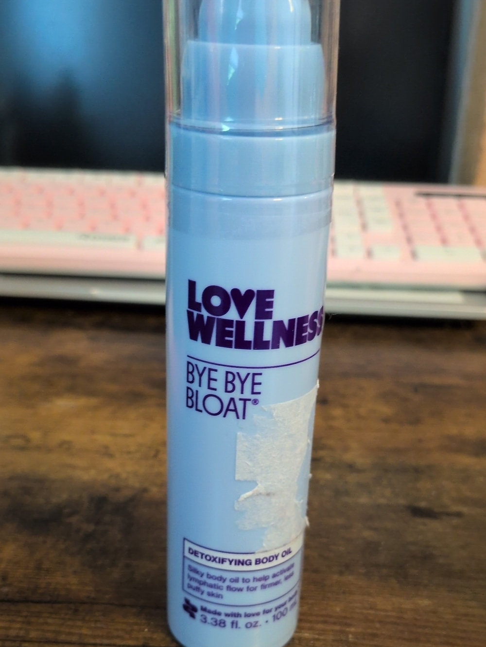 Love Wellness Bye Bye Bloat Detoxifying Body Oil - Light Blue